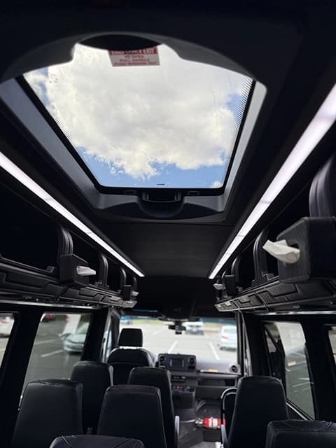 2022 LA West 3500 170 EXT Sprinter - Image 13
