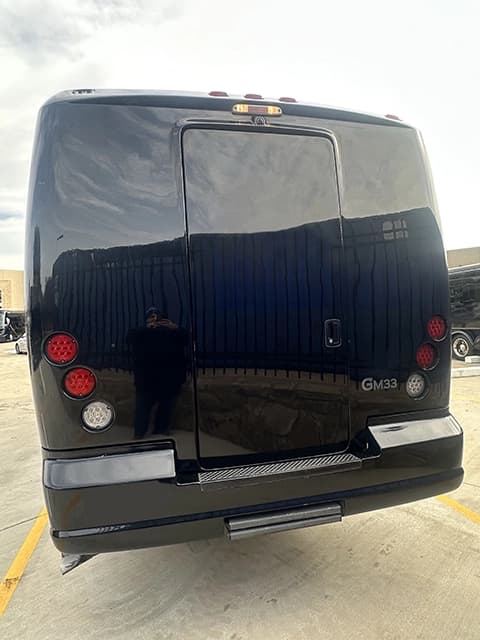 2019 Grech F550 GM33 Executive Shuttle - Image 6