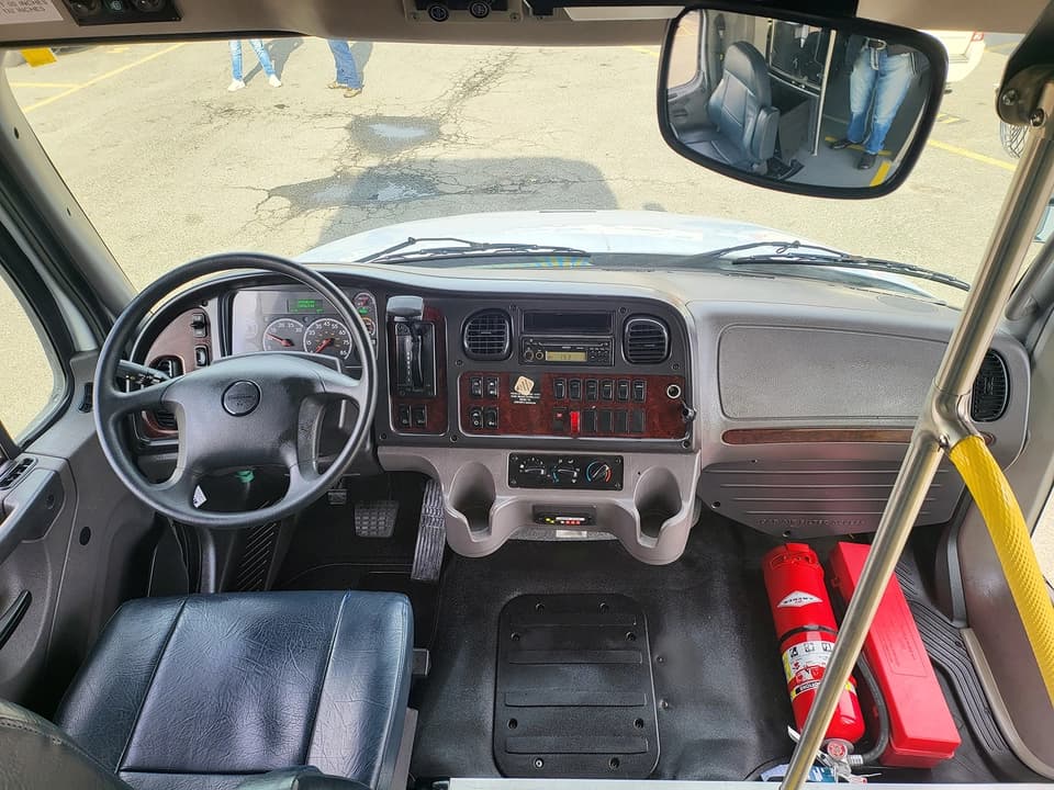 2018 Glaval S2 ADA Shuttle - Image 10