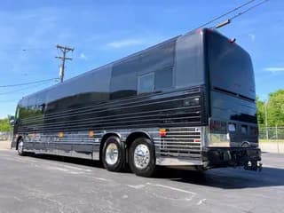 2000 Prevost (NFI) XLII bus