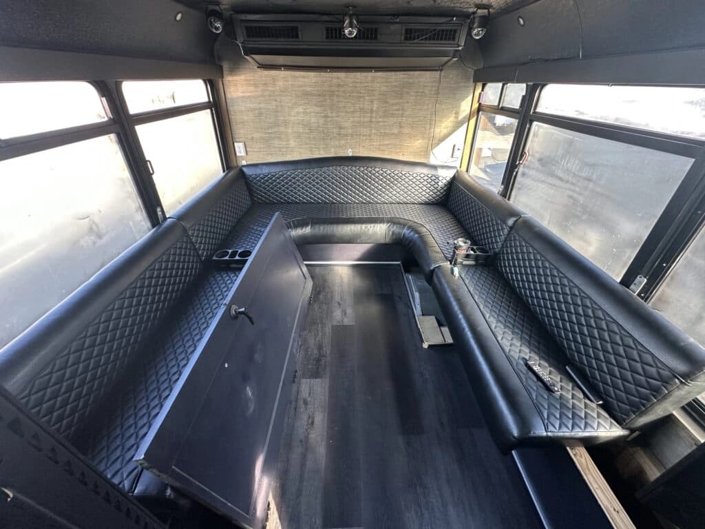 1996 Spartan Shuttle Bus Other - Image 11