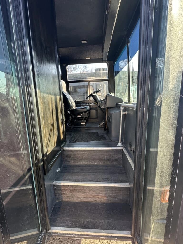 1996 Spartan Shuttle Bus Other - Image 8