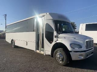 2018 Freightliner Champion Defender bus