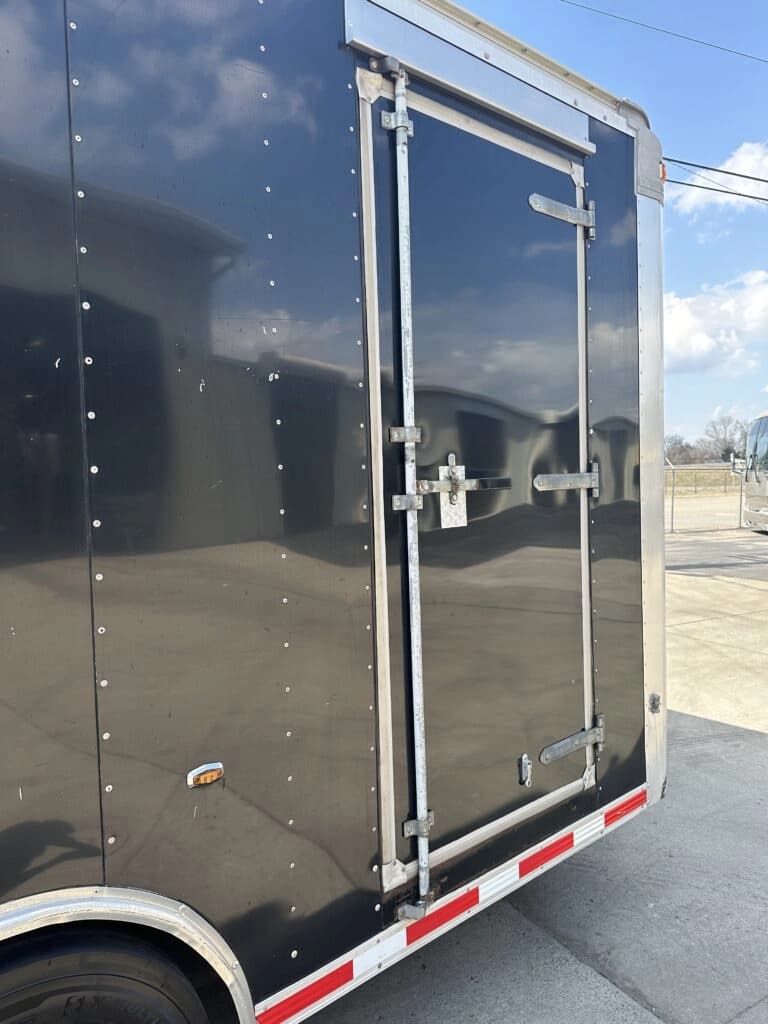 2019 TAT Inc Cargo 15 Trailers - Image 2