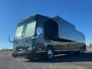 2008 Prevost (NFI) H3-45 bus