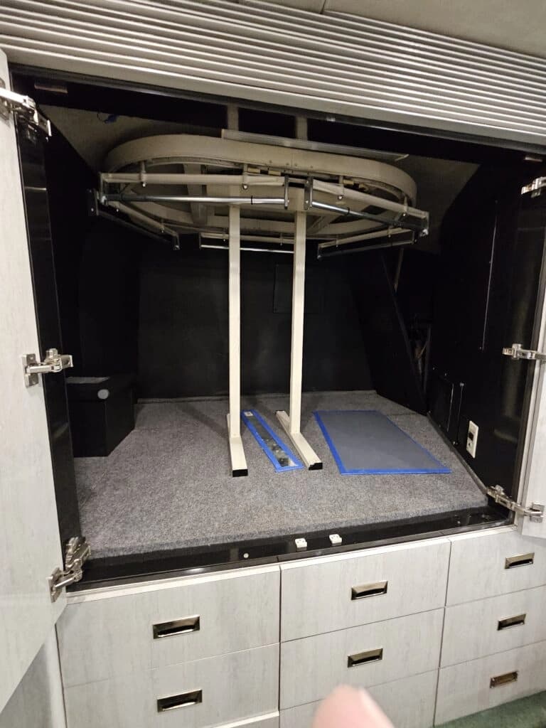 1993 Prevost XL Motor Home - Image 22