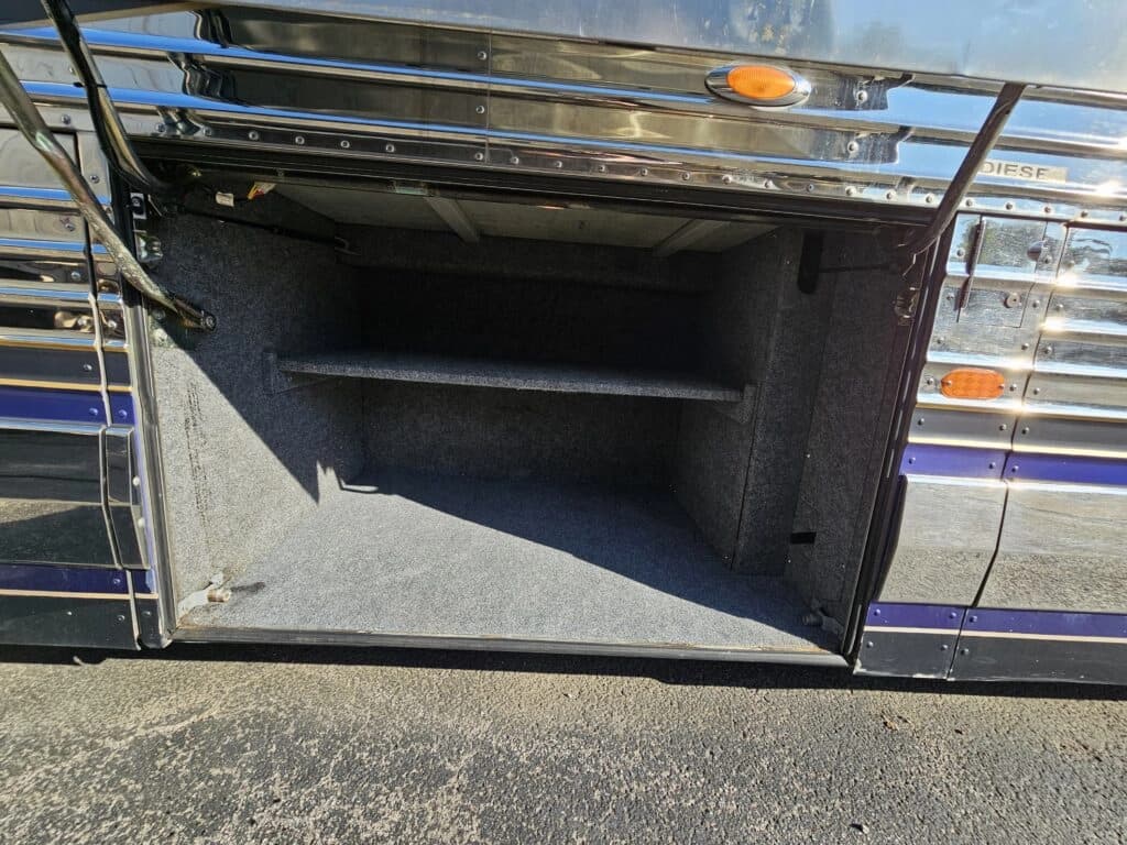 1993 Prevost XL Motor Home - Image 30