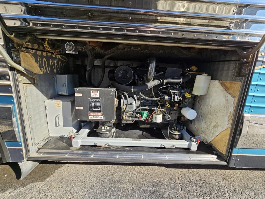 1993 Prevost XL Motor Home - Image 32