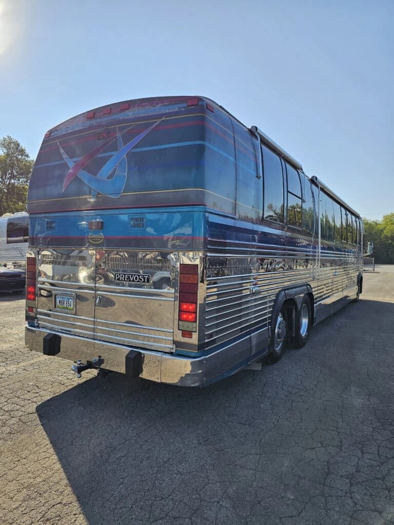 1993 Prevost XL Motor Home - Image 6