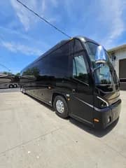 2009 Motor Coach Industries J4500 bus