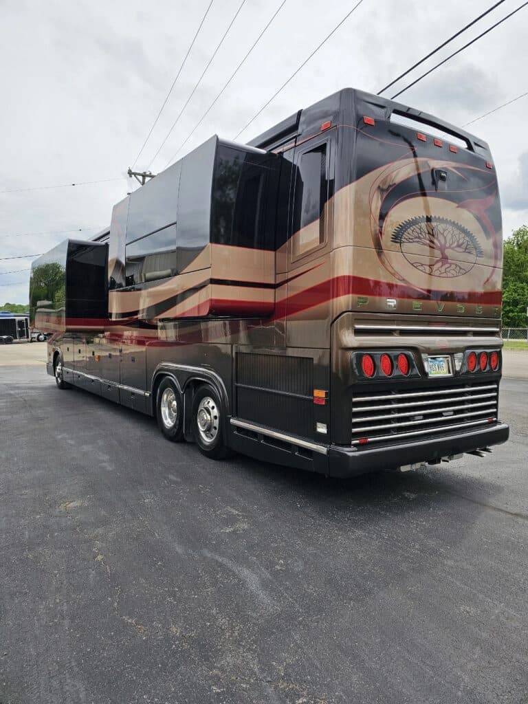 2007 Prevost H3-45VIP Motor Home - Image 12