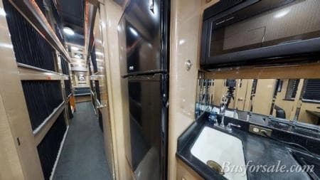 2003 Prevost XLII Entertainer Coach - Image 12