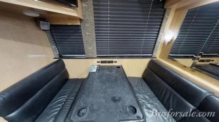 2003 Prevost XLII Entertainer Coach - Image 16