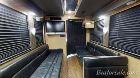 2003 Prevost XLII Entertainer Coach - Image 8