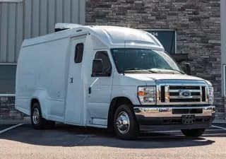2024 Ford E-350 bus
