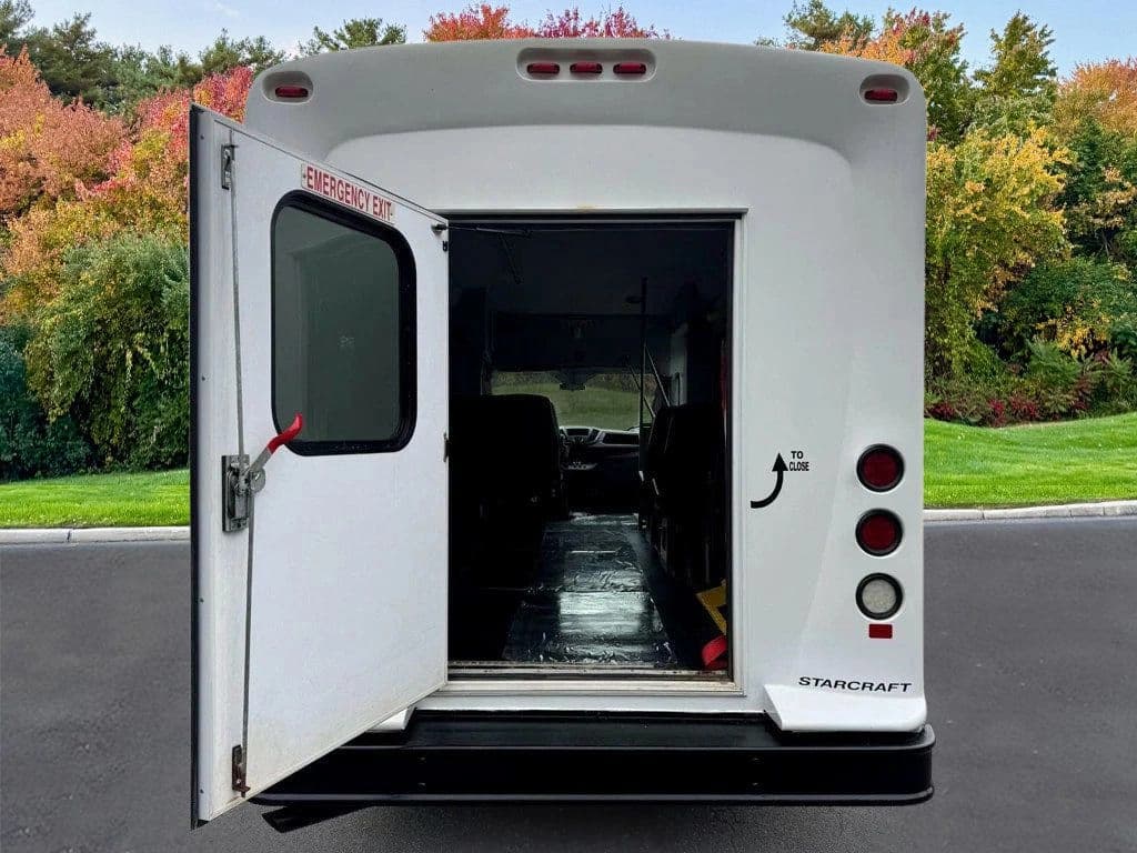 2017 Ford Transit T-350 HD Shuttle Bus - Image 9