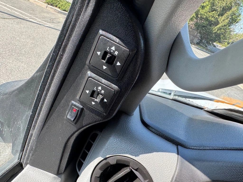 2017 Ford E-450 Shuttle Bus - Image 36