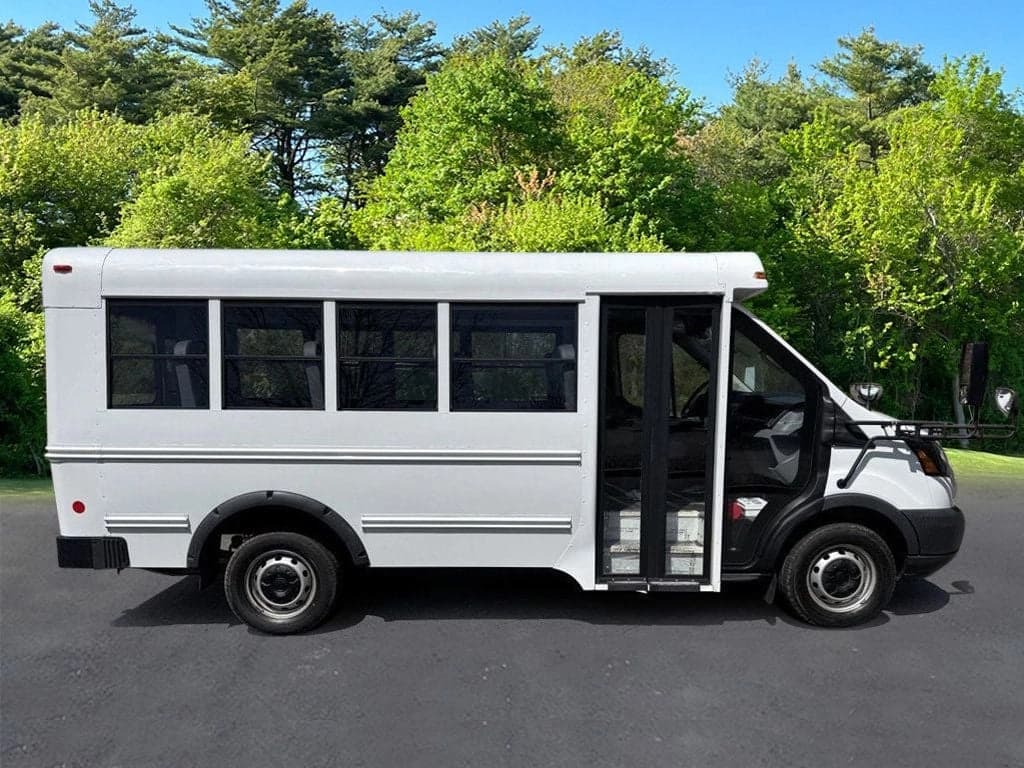 2016 Ford Transit T-250 Shuttle Bus - Image 3