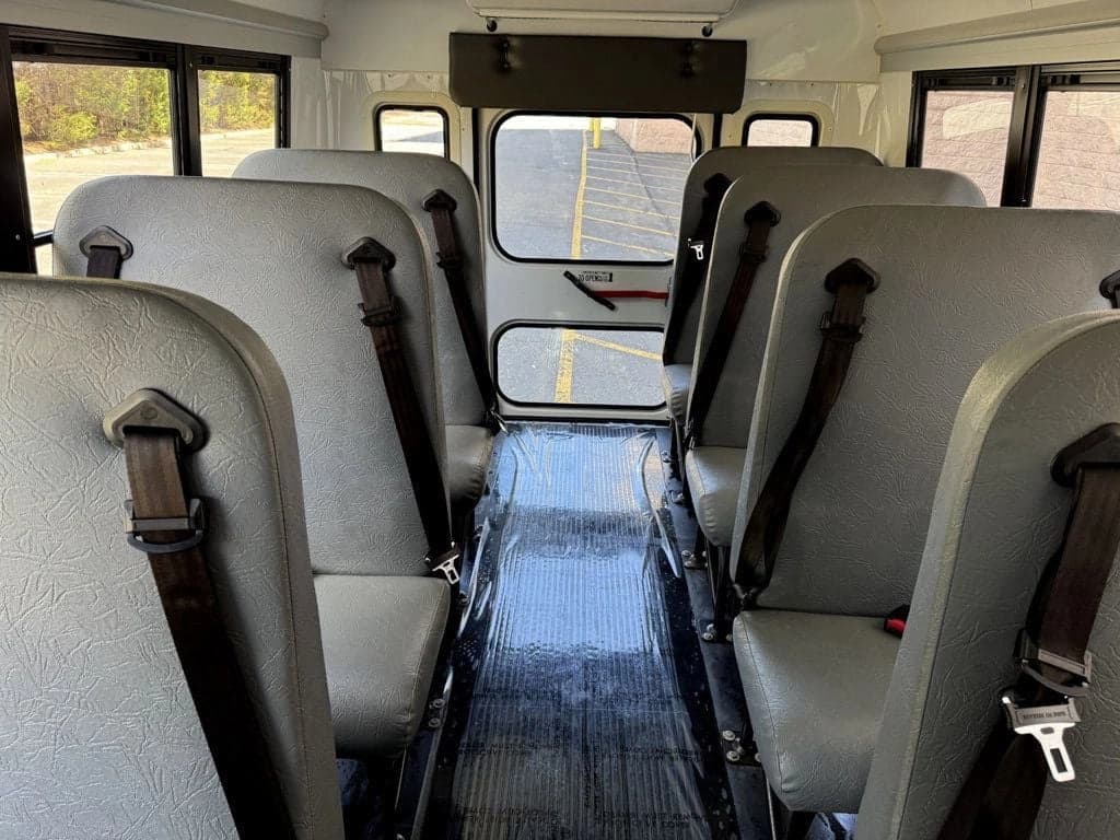 2016 Ford Transit T-250 Shuttle Bus - Image 20
