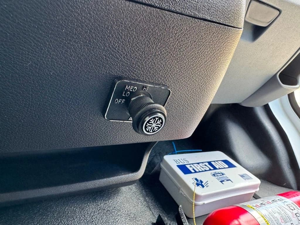 2016 Ford Transit T-250 Shuttle Bus - Image 39