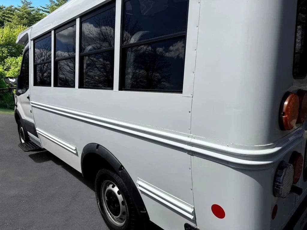 2016 Ford Transit T-250 Shuttle Bus - Image 6