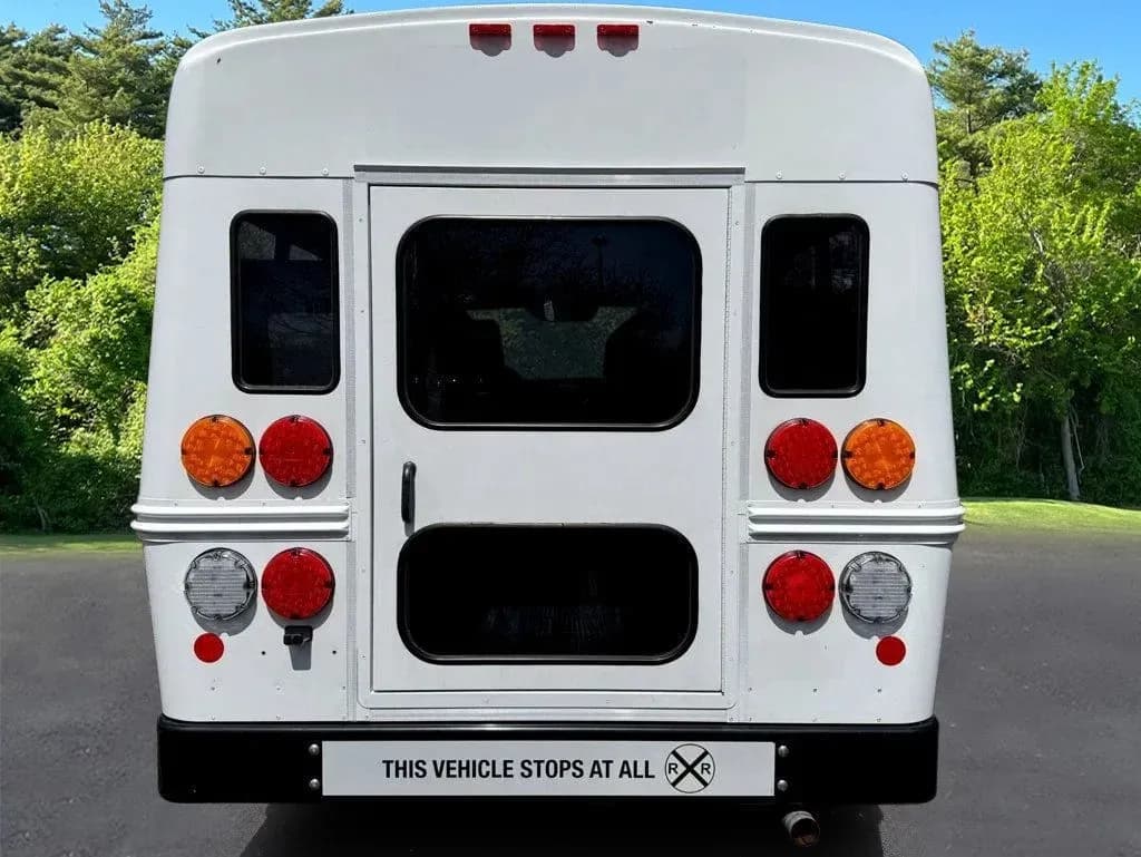 2016 Ford Transit T-250 Shuttle Bus - Image 7