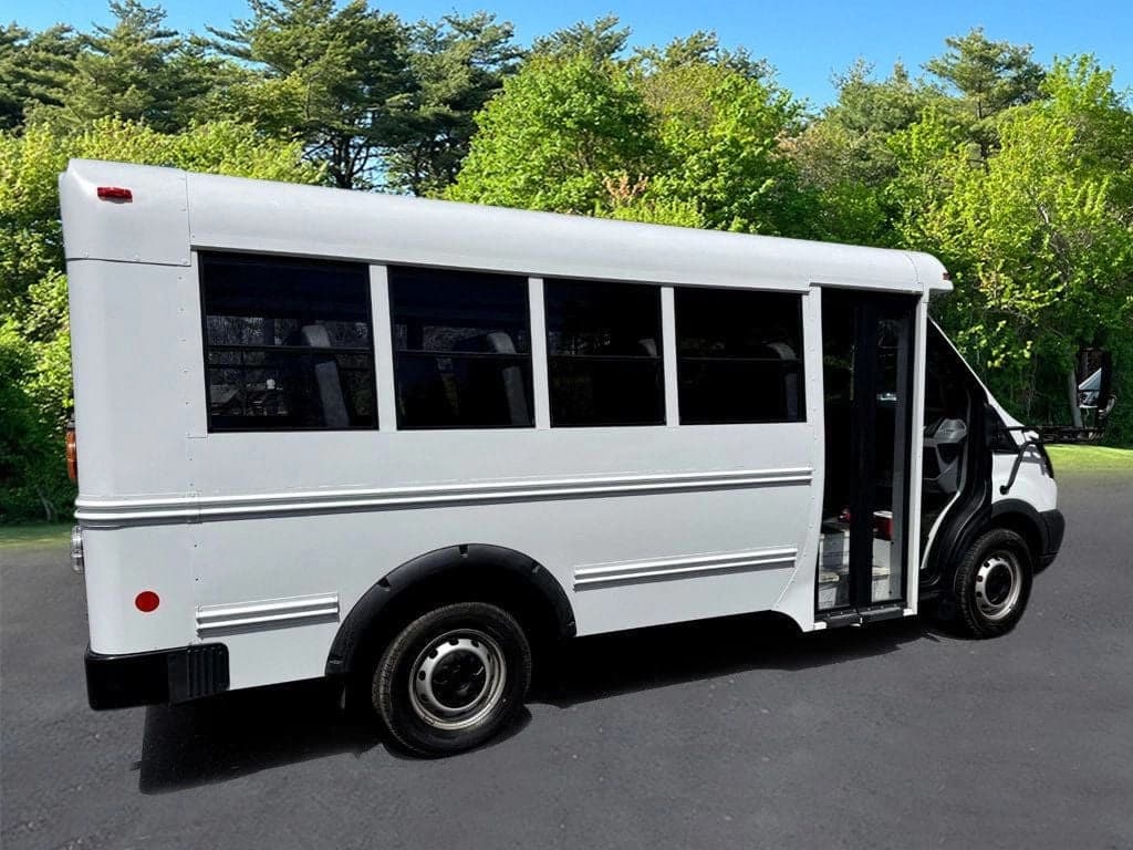 2016 Ford Transit T-250 Shuttle Bus - Image 10