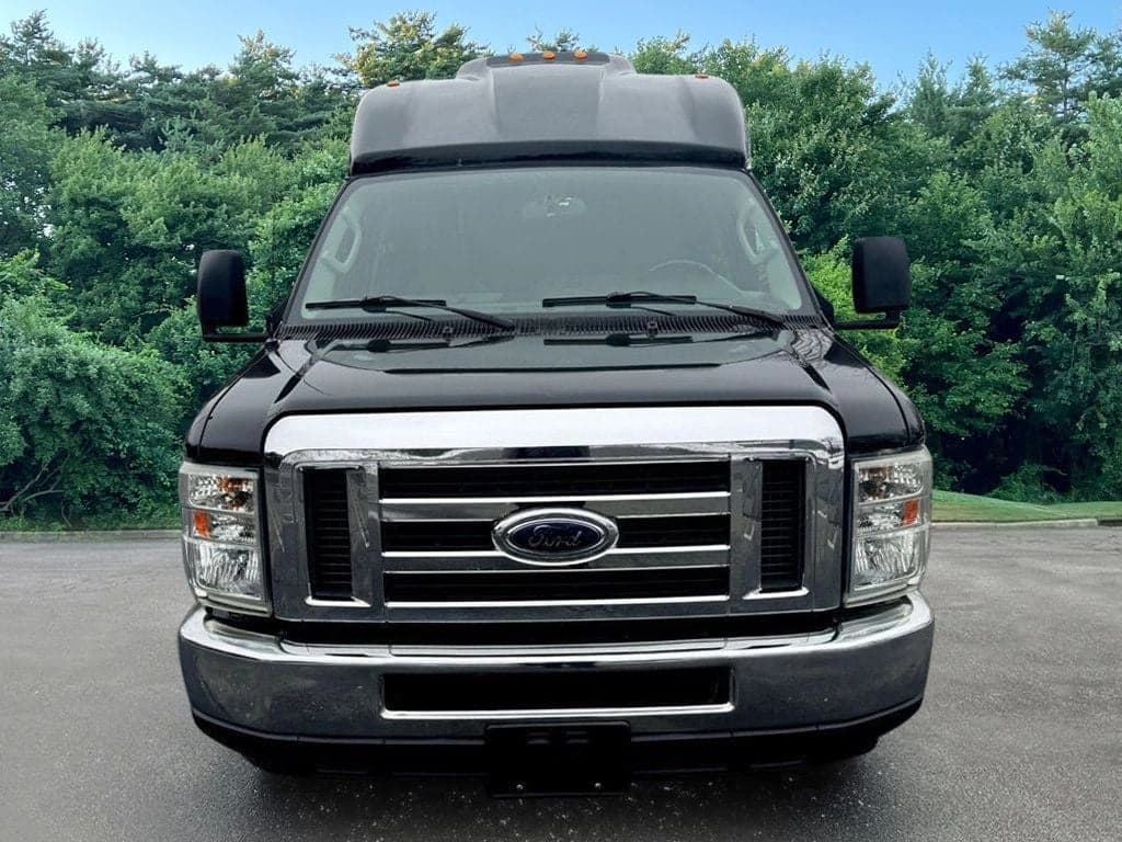 2013 Ford E-350 TurtleTop VanTerra Shuttle Bus - Image 2