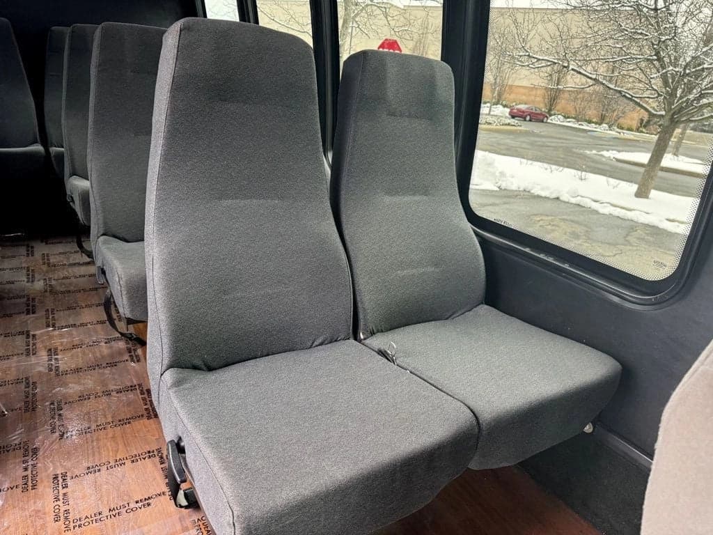 2013 Ford E-350 TurtleTop VanTerra Shuttle Bus - Image 25