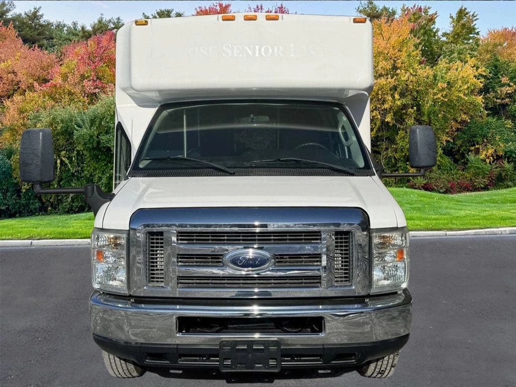 2011 Ford E-450 ElDorado Shuttle Bus - Image 2