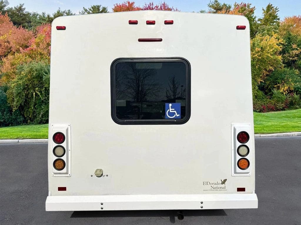 2011 Ford E-450 ElDorado Shuttle Bus - Image 9