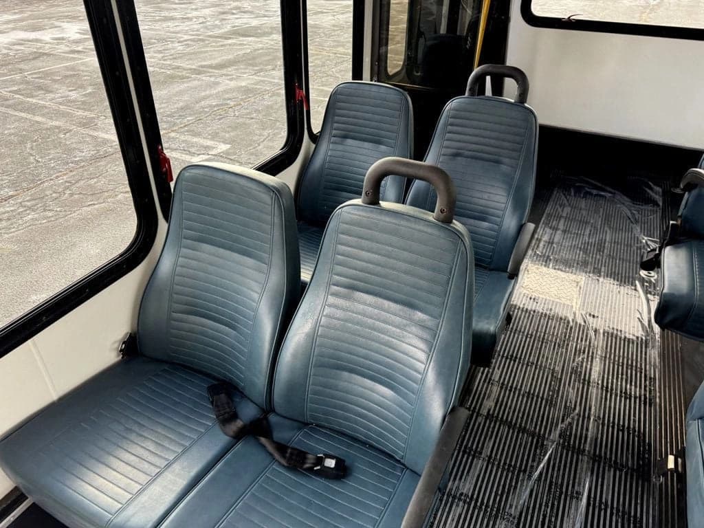 2016 Ford E-350 ElDorado Shuttle Bus - Image 24