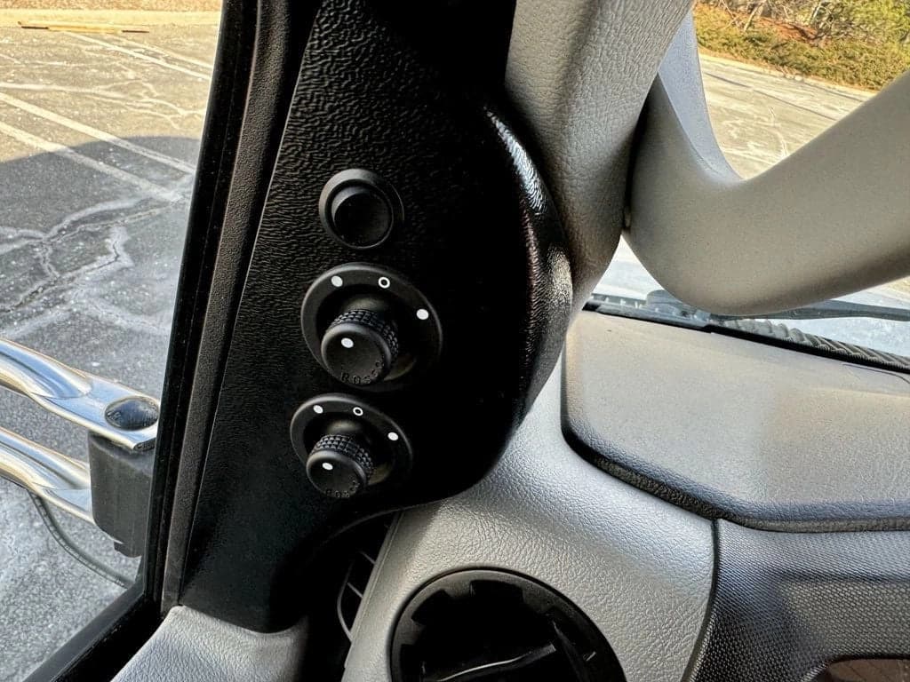 2016 Ford E-350 ElDorado Shuttle Bus - Image 29