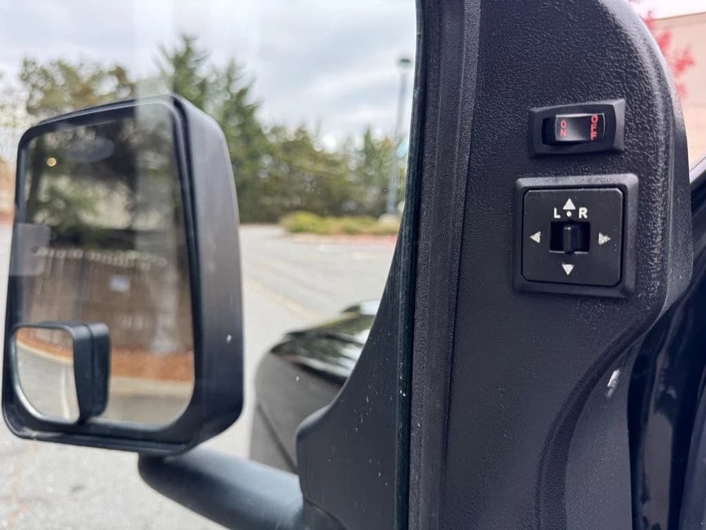 2021 Ford E-350 TurtleTop VanTerra  - Image 30