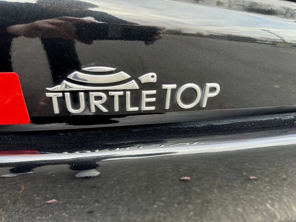 2021 Ford E-350 TurtleTop VanTerra  - Image 9