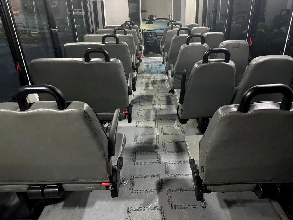 2017 Ford F-550 Wheelchair Shuttle Bus - Image 25