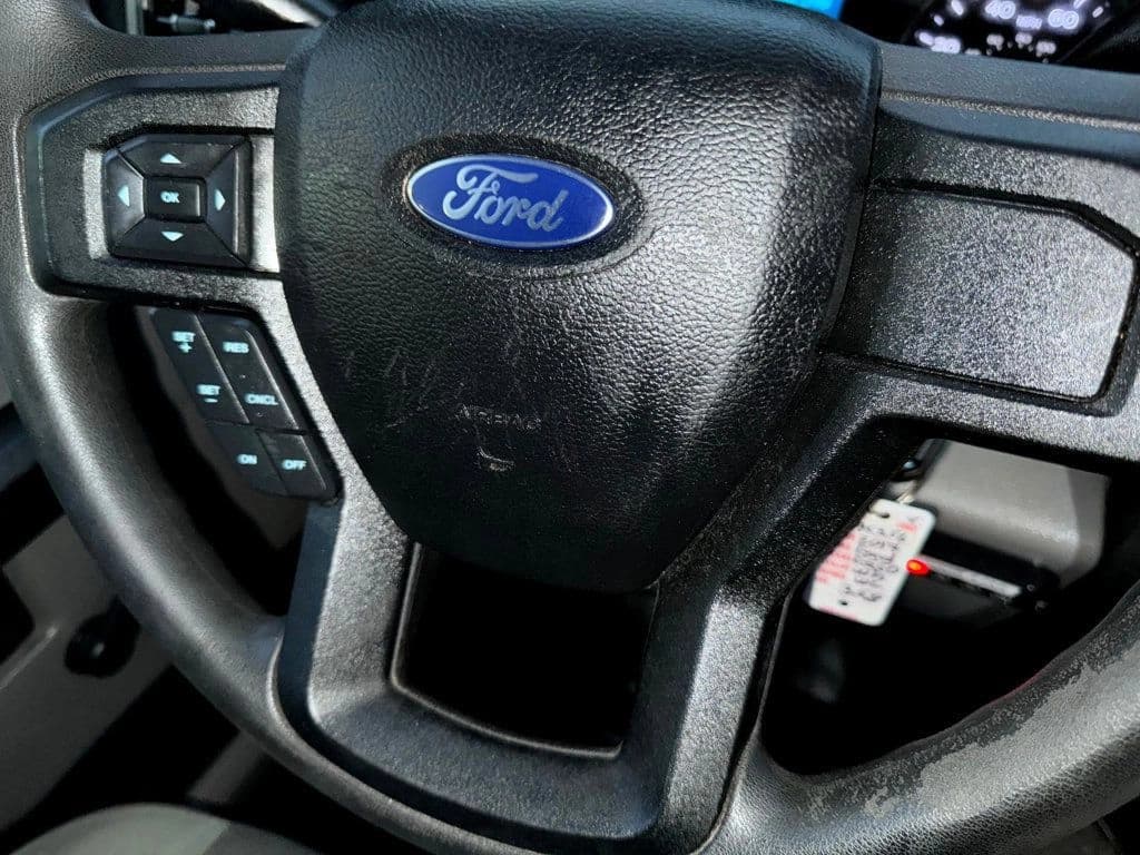 2017 Ford F-550 Wheelchair Shuttle Bus - Image 27