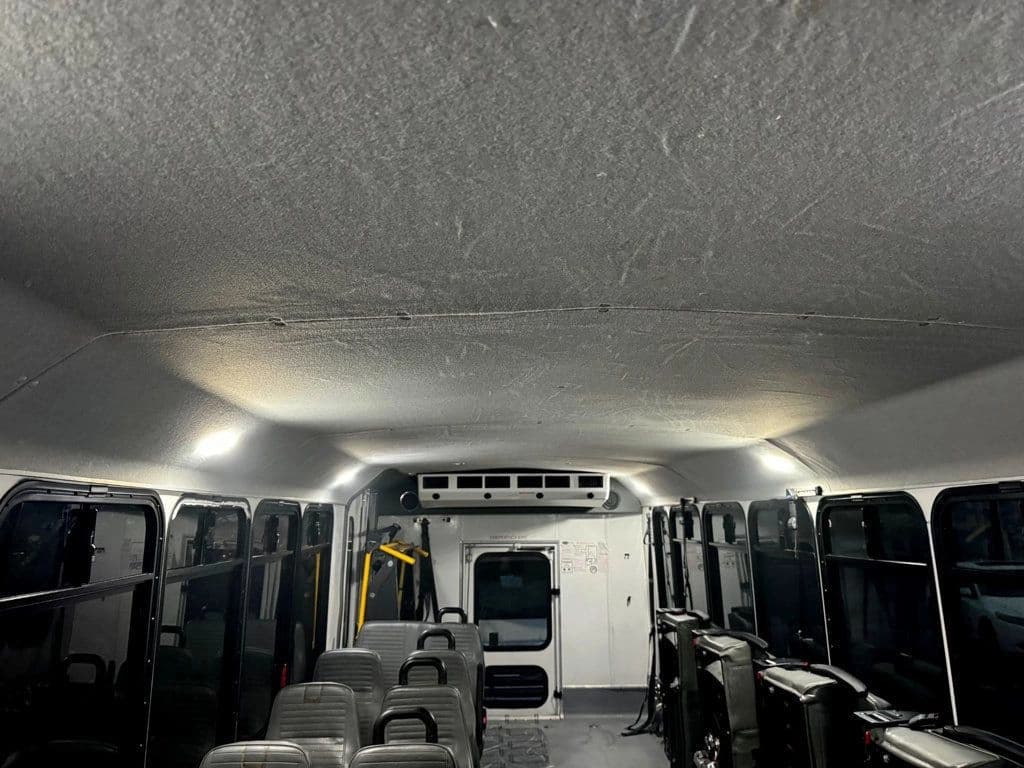 2017 Ford F-550 Wheelchair Shuttle Bus - Image 33