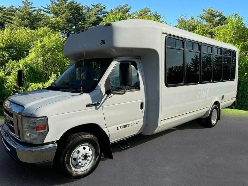 2017 Ford E-450 Eldorado Wheelchair Shuttle Bus - Image 1
