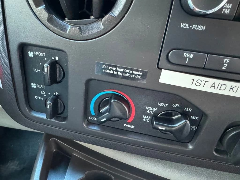 2013 Ford E-450 Wheelchair Shuttle Bus - Image 32