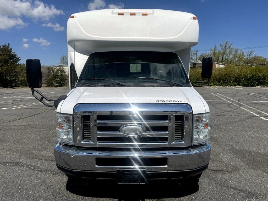 2014 Ford E-350 Wheelchair Shuttle Bus - Image 3