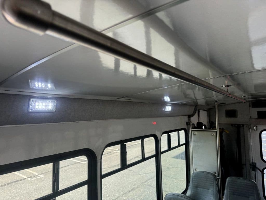 2014 Ford E-350 Wheelchair Shuttle Bus - Image 34