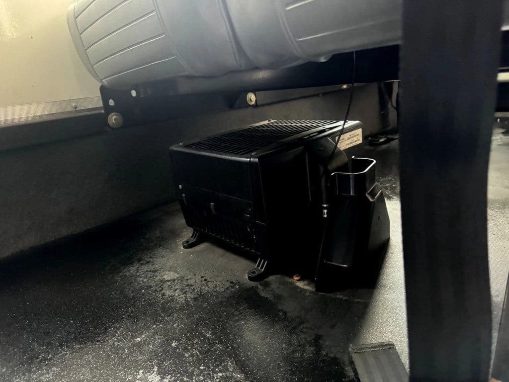 2014 Ford E-350 Wheelchair Shuttle Bus - Image 39