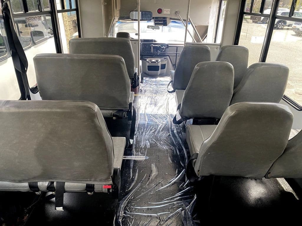 2014 Ford E-350 Wheelchair Shuttle Bus - Image 27