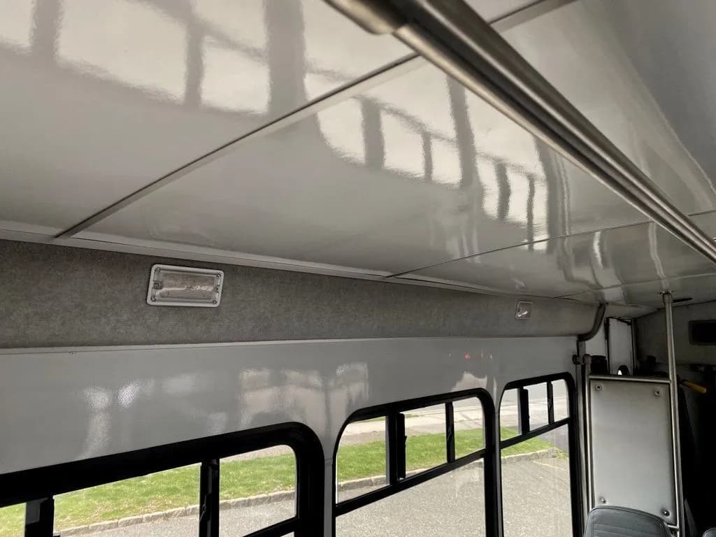 2014 Ford E-350 Wheelchair Shuttle Bus - Image 35