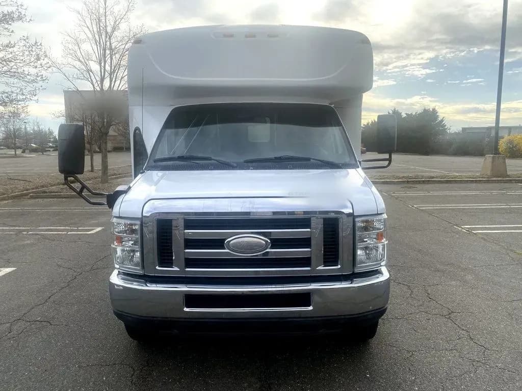2014 Ford E-350 Wheelchair Shuttle Bus - Image 2