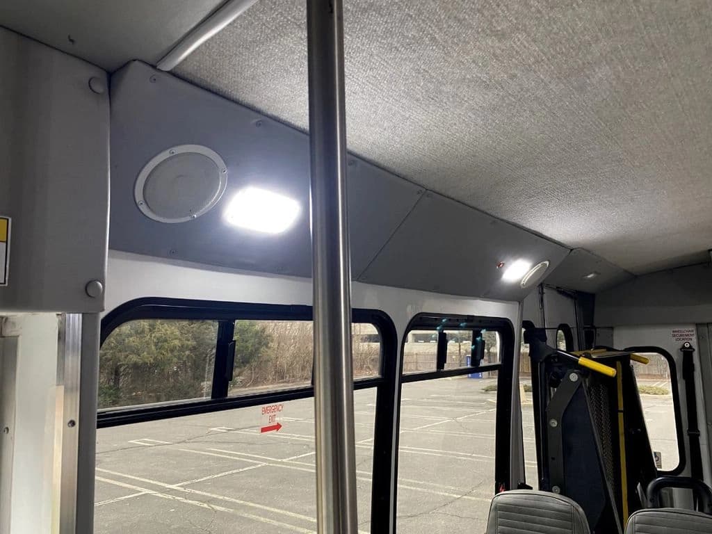 2015 Ford E-350 Wheelchair Shuttle Bus - Image 39