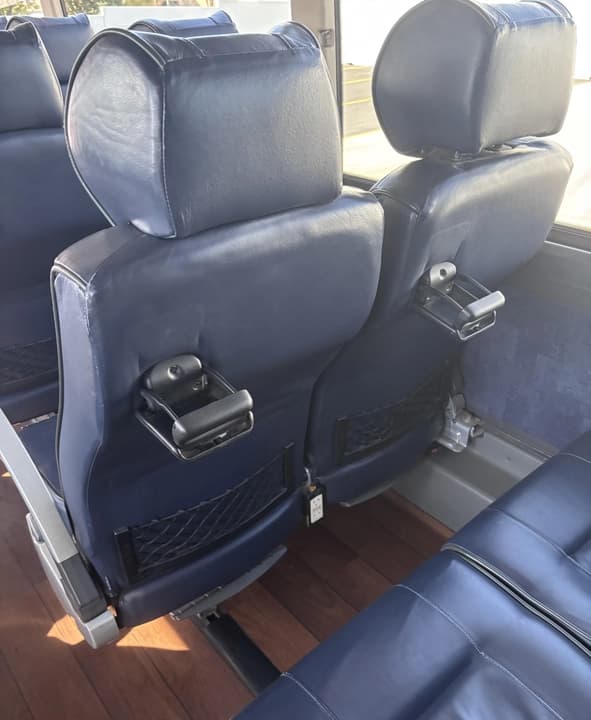 2017 Prevost H3-45 Coach - Image 12