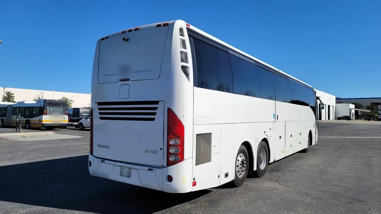 2017 Volvo 9700 WCL Coach - Image 3