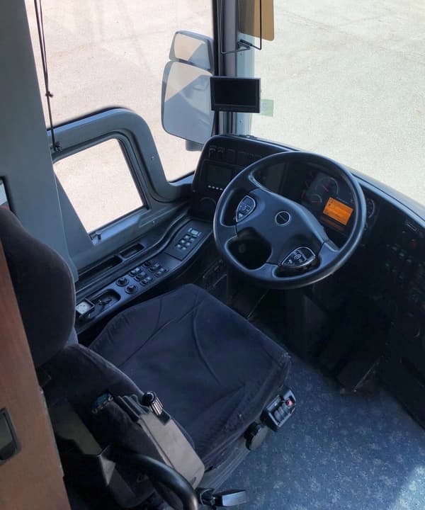 2012 Prevost X3-45 WCL Coach - Image 6